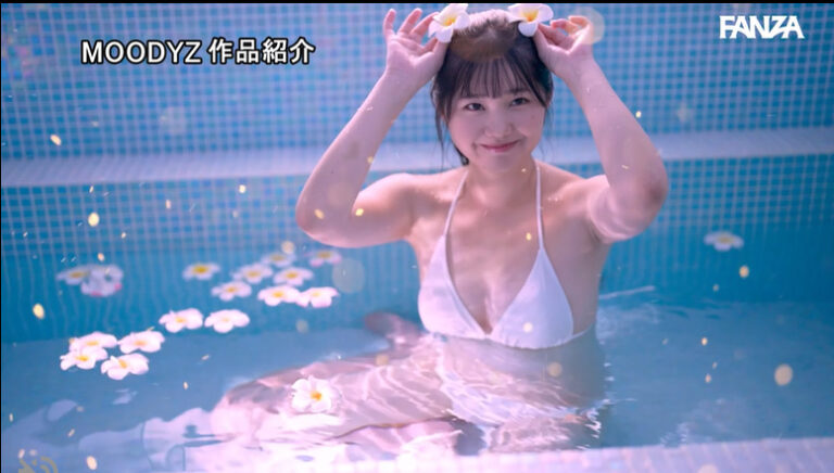 純白彩永（ましろさな）がAV降臨！期待値高いHカップ巨乳と真っ白な美肌新たな伝説の始まり！